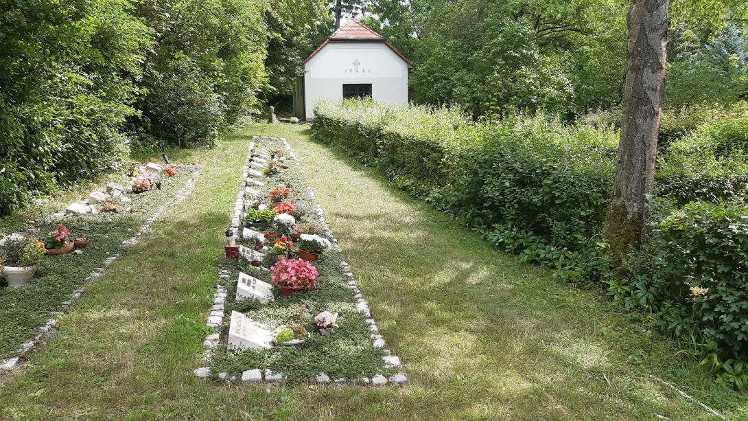 Wöllnitz cemetery