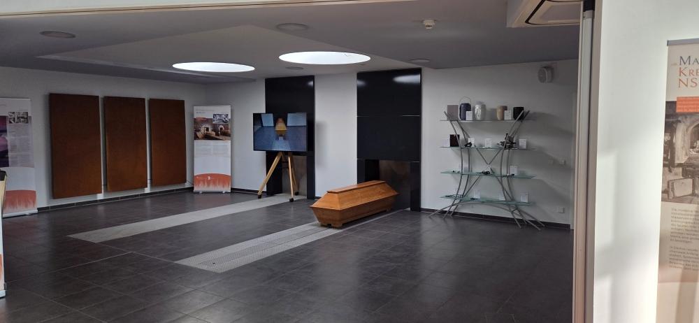 Review of the traveling exhibition "150 years of cremation in Germany" at Jena Crematorium