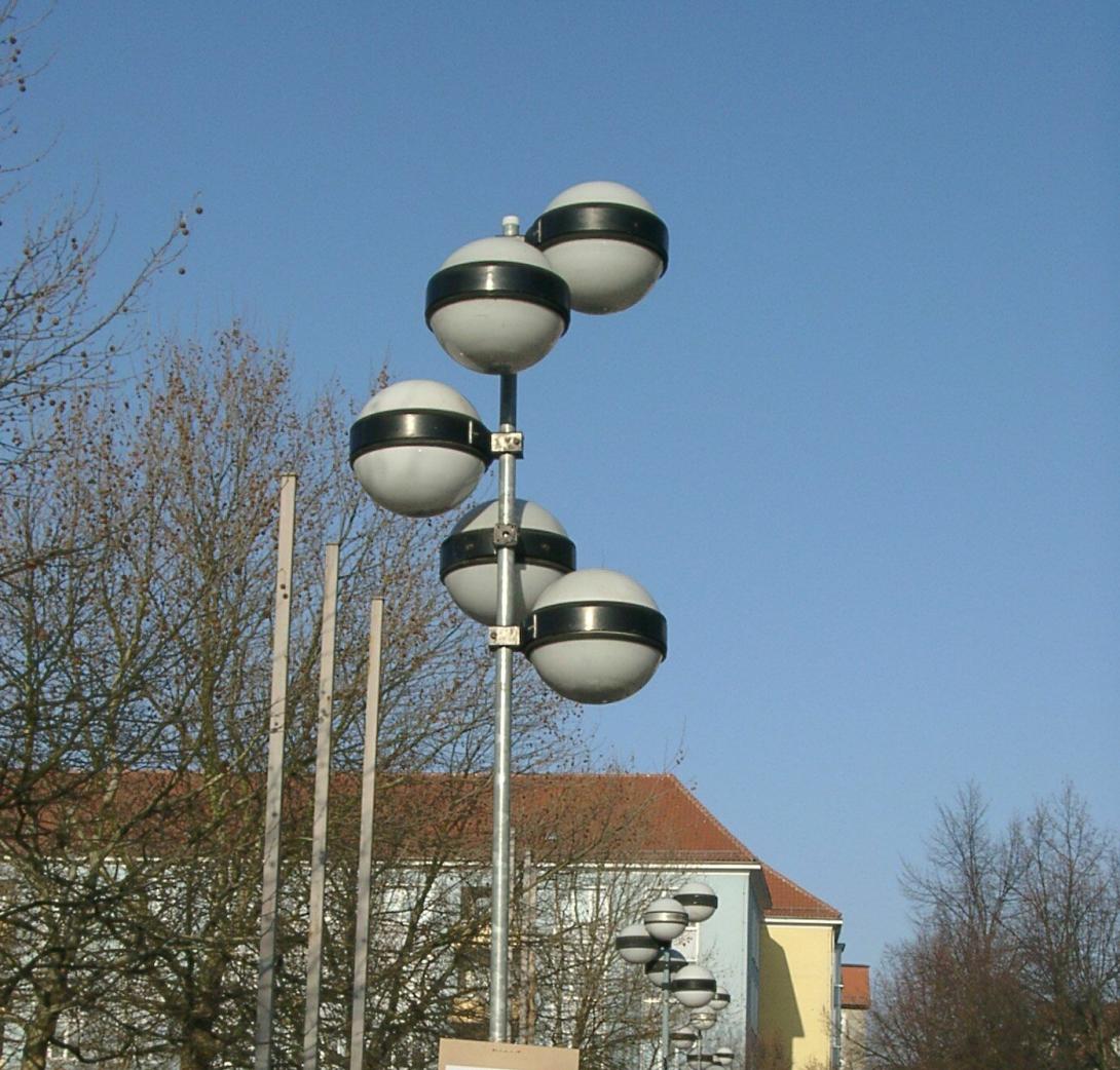 Kugelleuchten auf dem Eichplatz-Areal 