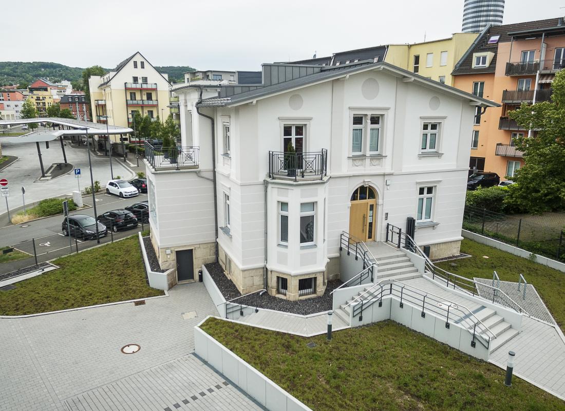 Luftbild vom Bestattungshaus Jena